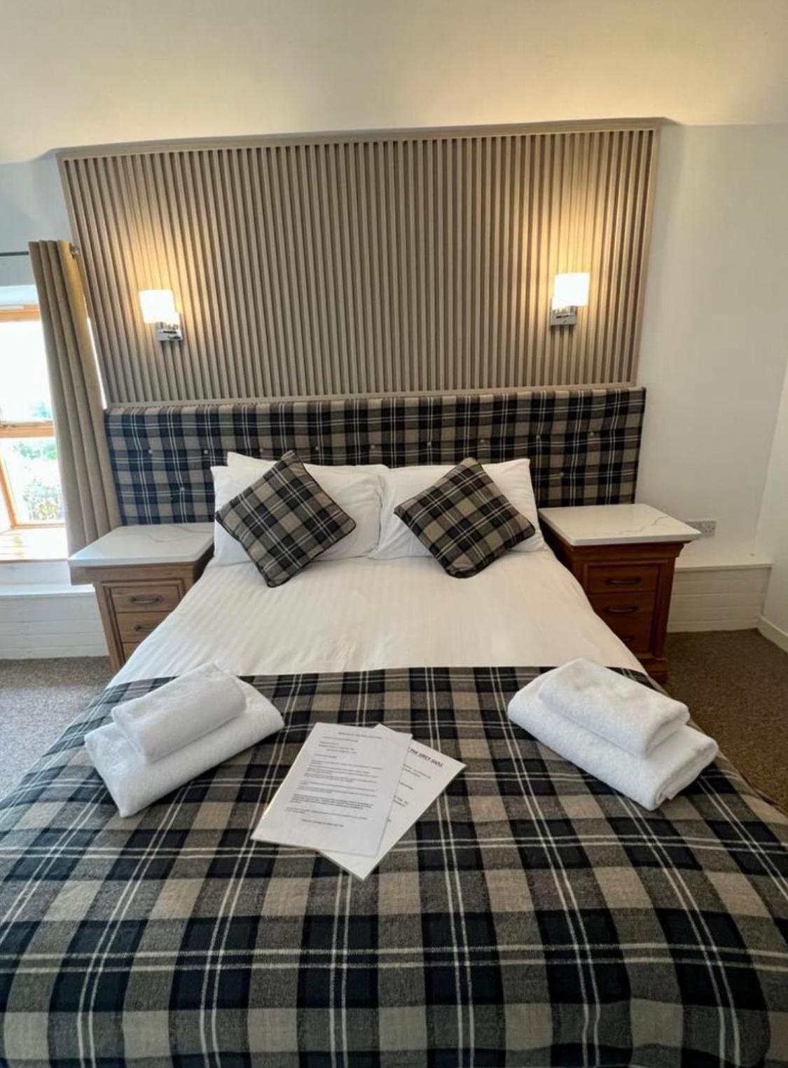 The Grey Gull Hotel Ardrishaig 외부 사진