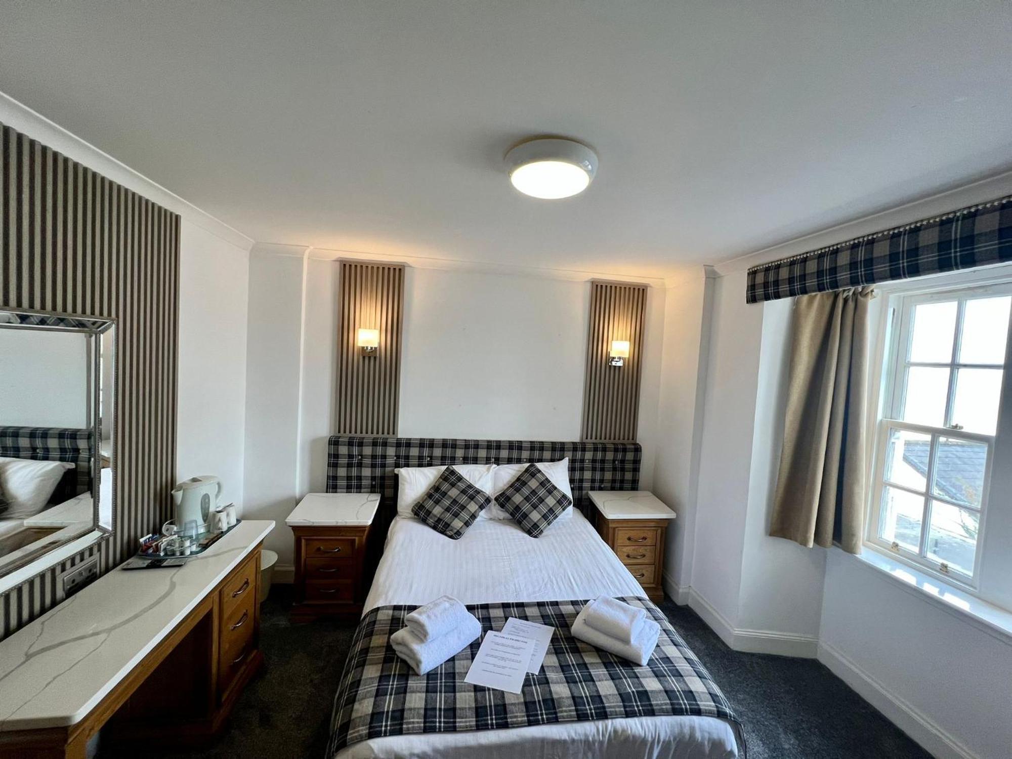 The Grey Gull Hotel Ardrishaig 외부 사진