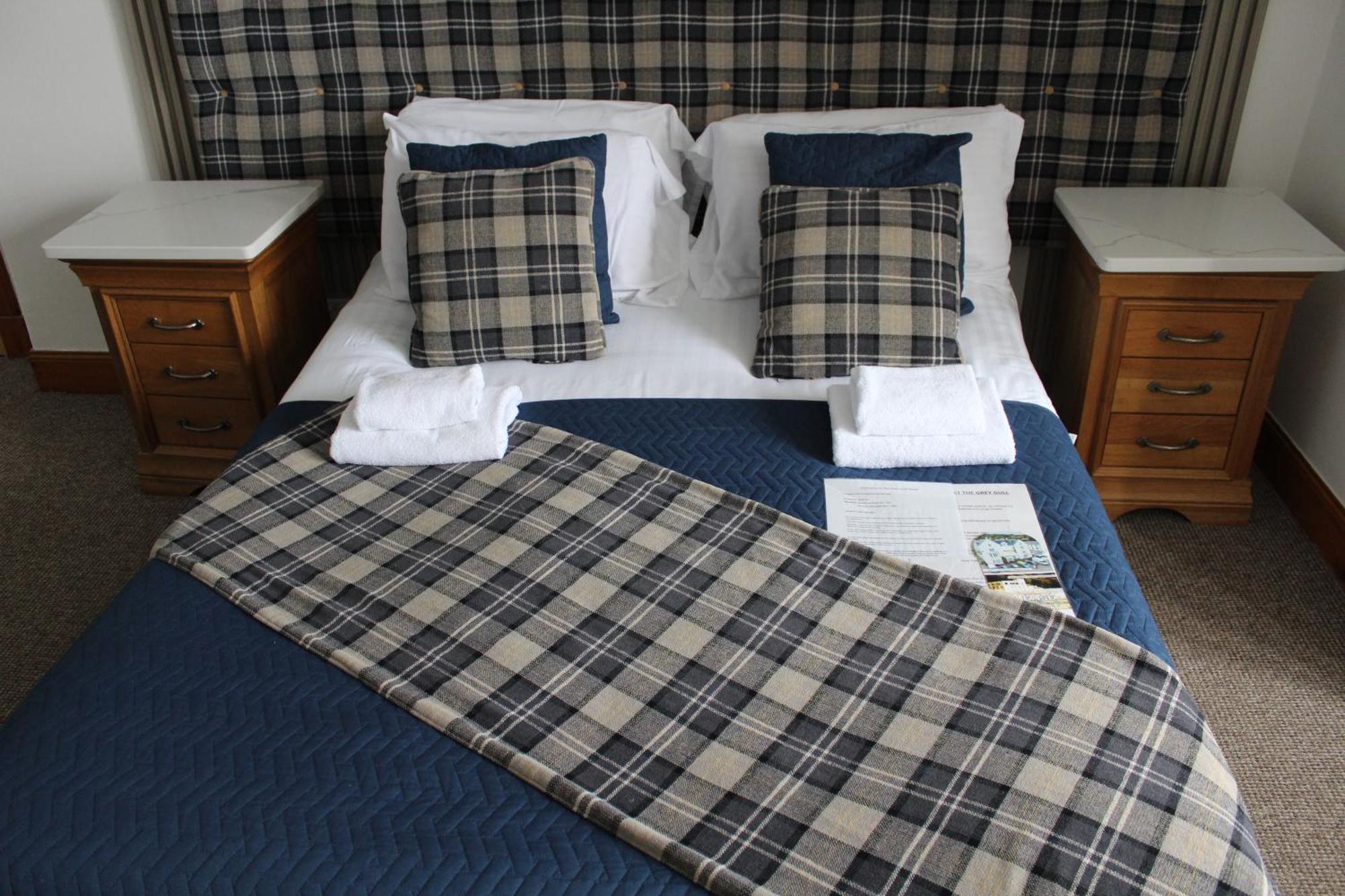 The Grey Gull Hotel Ardrishaig 외부 사진